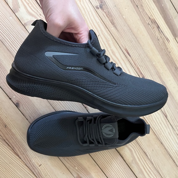 Grey black running sneakers for men size 44 - Picture 1 of 6